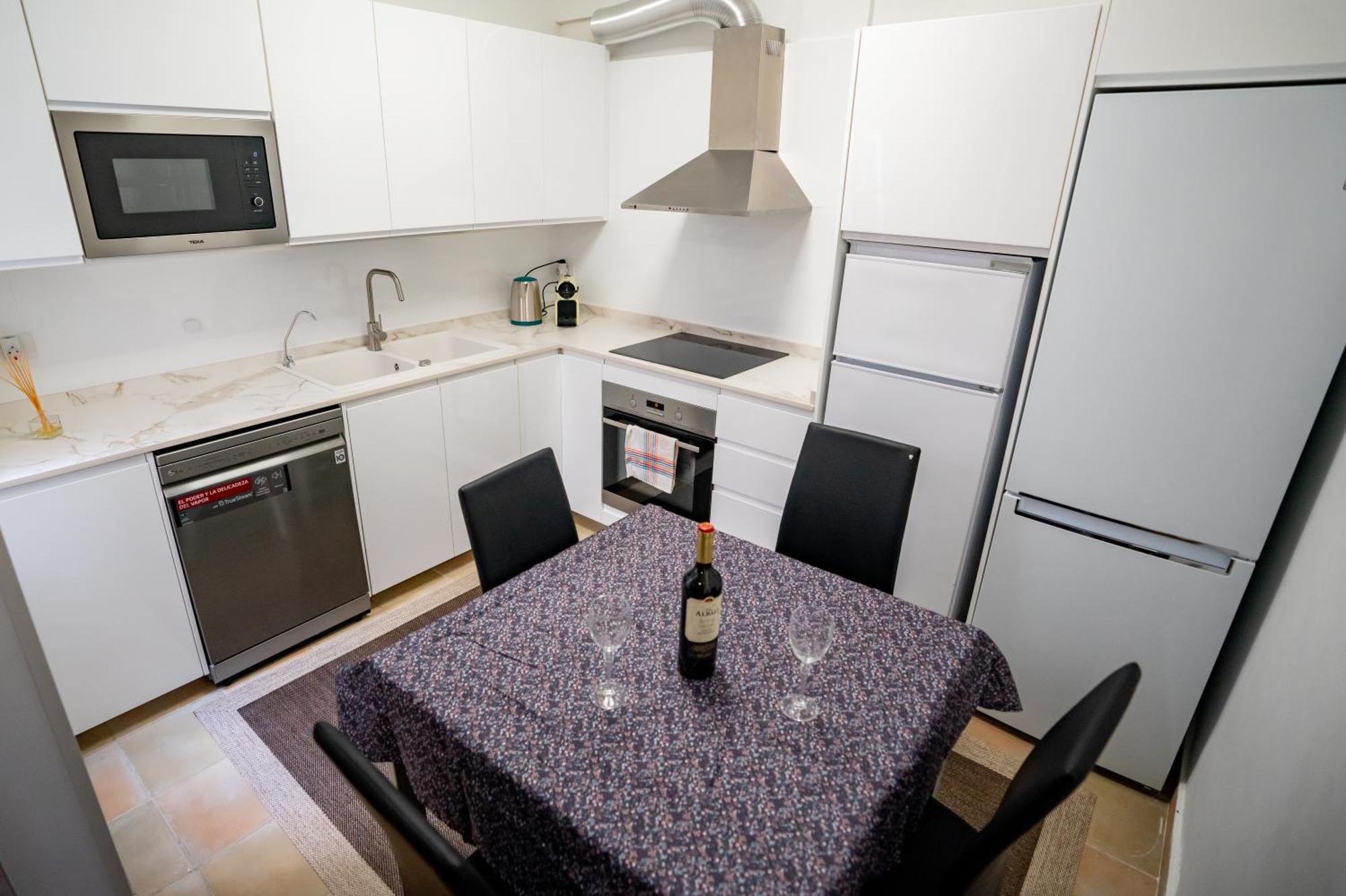 Casa Julio - Alcala Complete Coastal Retreat - Entire Apartment - 3 Min Walk From The Ocean - Shared Entrance With Host Eksteriør bilde